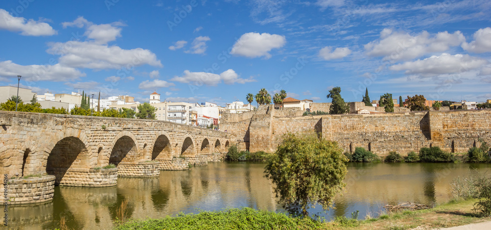 Panorama of the historic roman bridge and Alcazaba at the Guadiana river in Merida, Spain