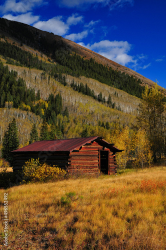 Early autumn on the silver mining ghost town of Ashcroft, near Aspen, Colorado, USA © Pedro