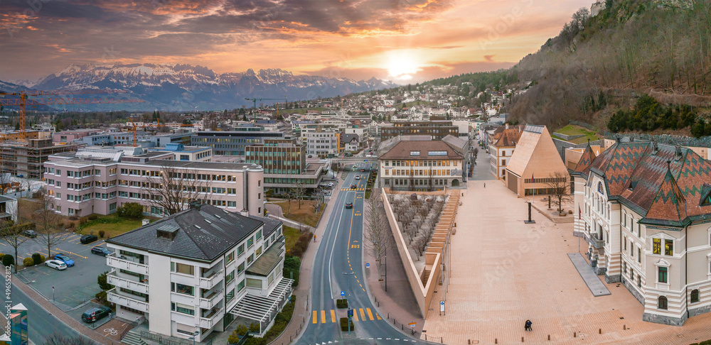 Obraz na płótnie Aerial view of Vaduz - the capital of Liechtenstein. Beautiful city of Liechtenstein. w salonie