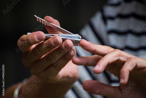 person with scissors, fingers, woman 