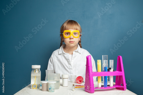 Little scientist and ecology experiment equipment