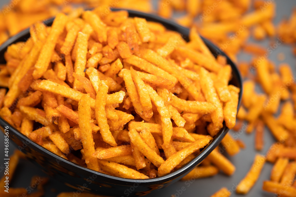 Indian Namkeen Kurkura Kacchi Aloo Sev Spicy Stick Bhujia Chips Or