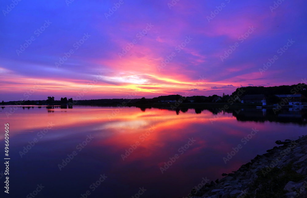 Abend bei Musewiek auf Rügen , Blick zur Insel Ummanz