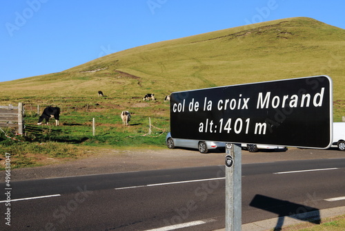 Col de la Croix Morand dans le massif du Sancy en Auvergne photo
