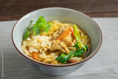 肉入りカレーうどん