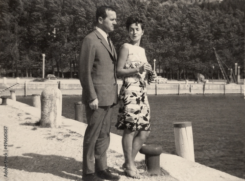 FOTO VINTAGE CON COPPIA ALL'APERTO