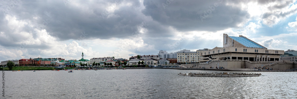 Lake Nizhny Kaban in the city of Kazan with a view of the Apanaevskaya Mosque