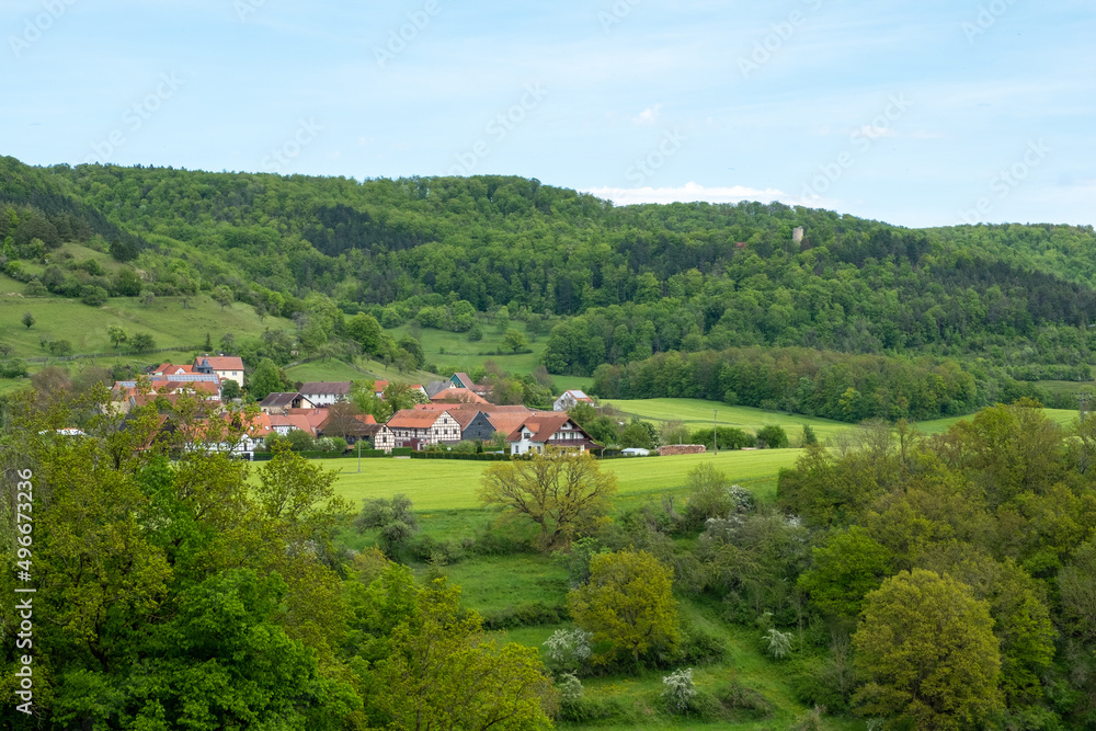 Rödelwitz im Landkreis Saalfeld-Rudolstadt mit Burgruine Schuenforst