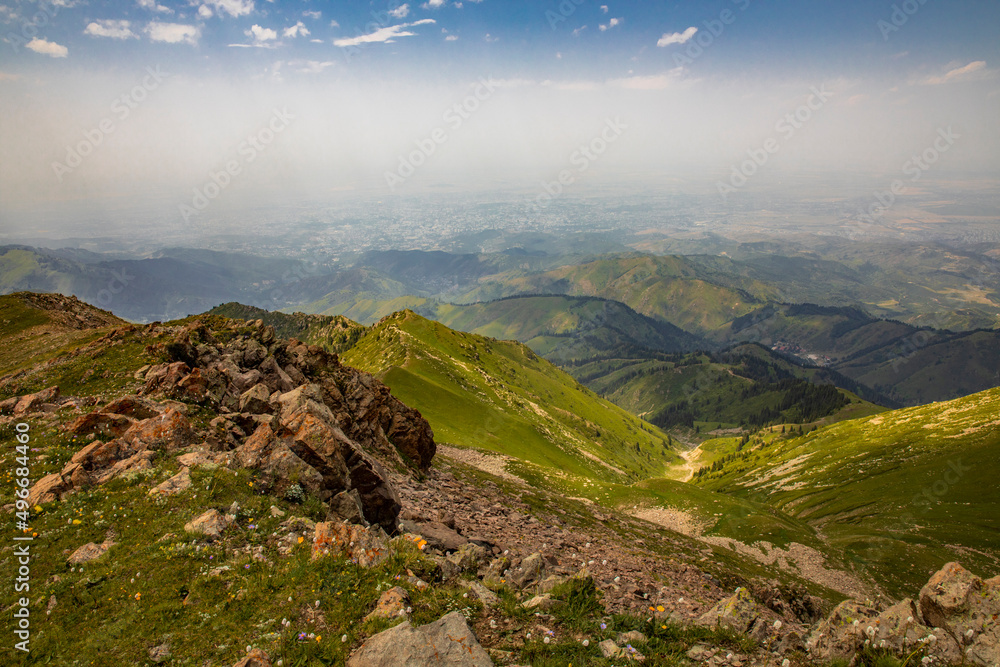 Naklejka premium landscape with clouds