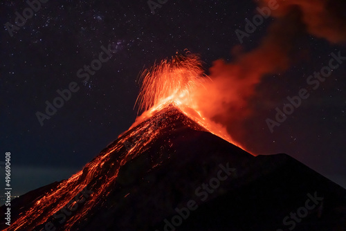 Murais de parede Fuego Volcano in Guatemala erupting at night