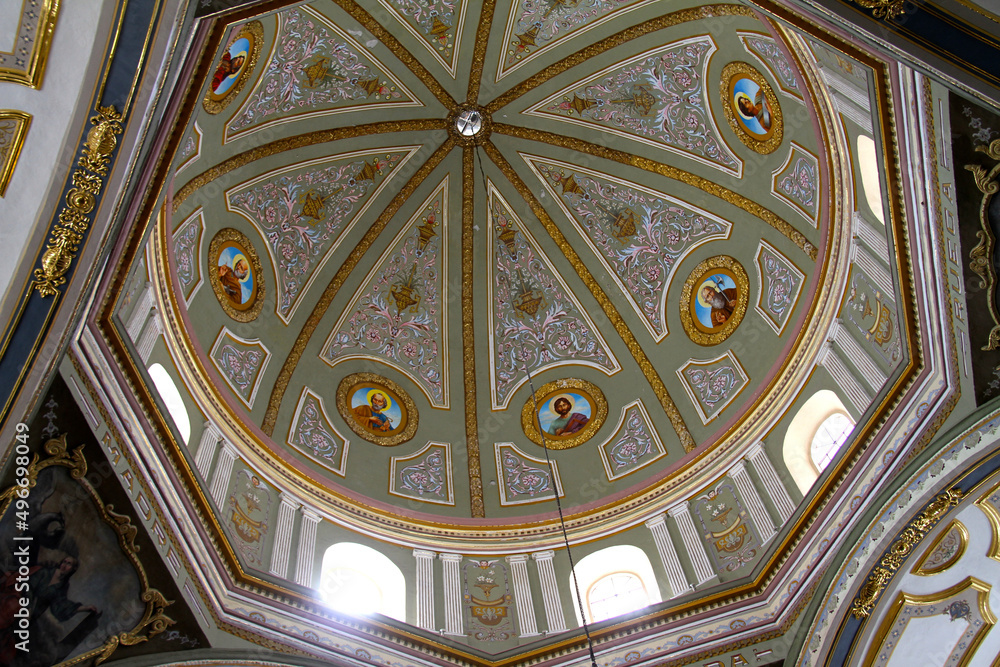 Obraz premium interior of basilica