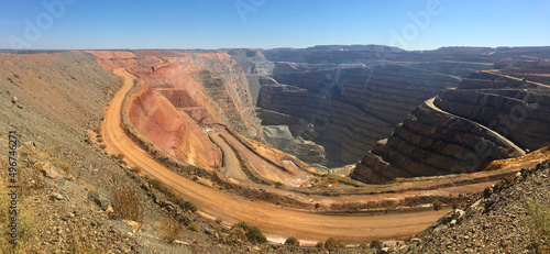 Obraz na płótnie Panoramic landscape view of The Fimiston Open Pit in Kalgoorlie Western Australia w salonie