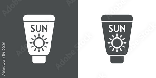 Vacaciones de verano. Crema solar. Logotipo lineal con texto Sun en botella con sol en fondo gris y fondo blanco
