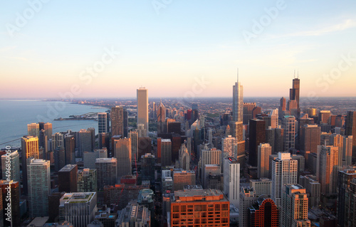 Scenic view of the skyline of Chicago, Illinois in the USA under a clear sky