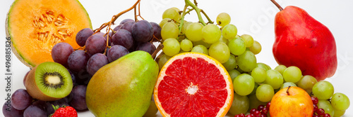 Fototapeta Naklejka Na Ścianę i Meble -  Gesundes Essen mit Obst und Früchten