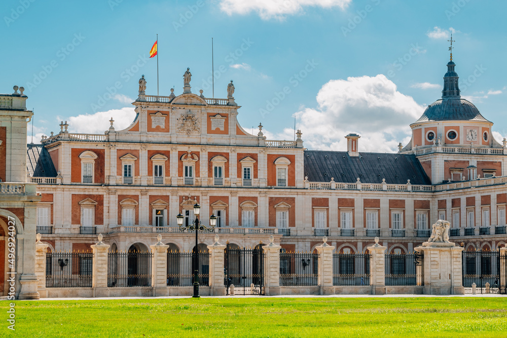 landscape of the palace of aranjuez in madrid, spain