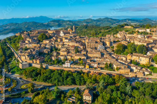 Принти на полотні Sunrise view over Italian town Urbino