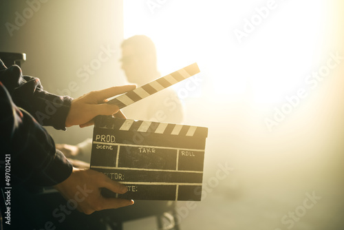 Canvastavla Clapperboard or clipboard in hands