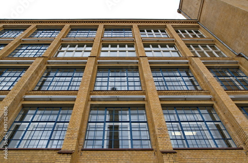 Fassade der Hochschule für Technik und Wirtschaft in Berlin-Schöneweide