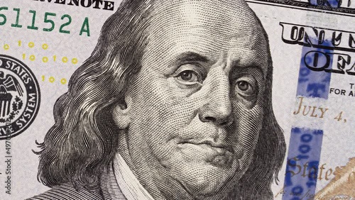 Wallpaper Mural Woried president Benjamin Franklin twitching eyelid on US hundred dollar Torontodigital.ca