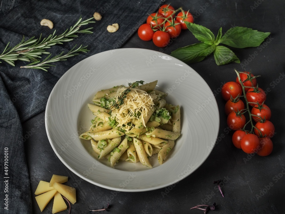 pasta with tomato and basil pasta with tomato and basil