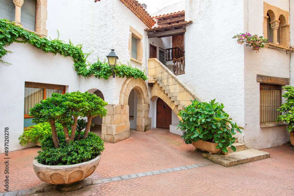 Naklejka premium Village of Roc de Sant Gaieta in Tarragona, Catalonia, Spain.