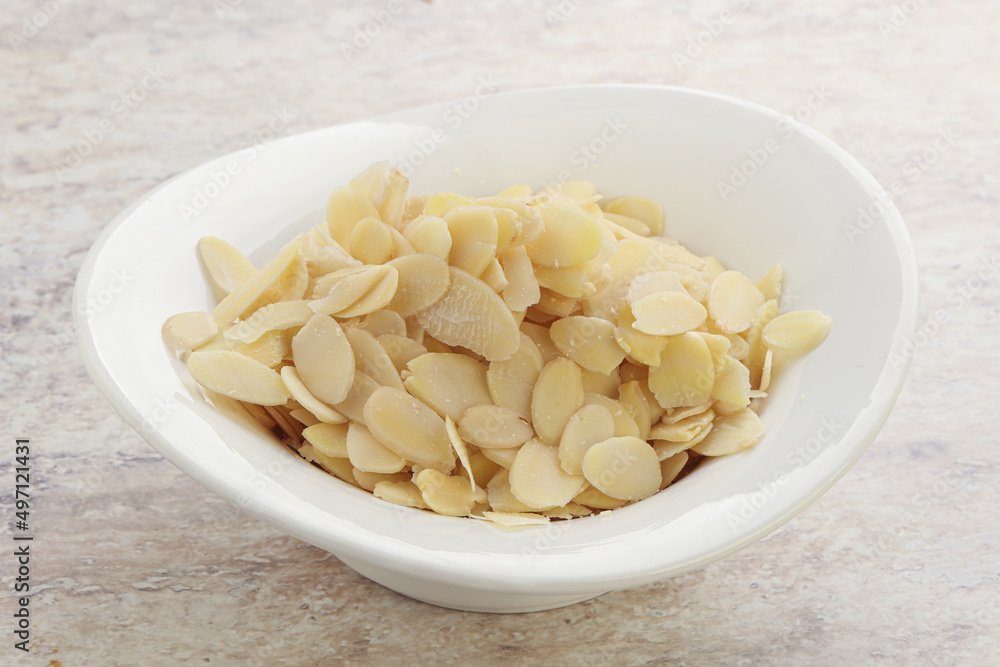Almond nut slices for culinary Almond nut slices for culinary