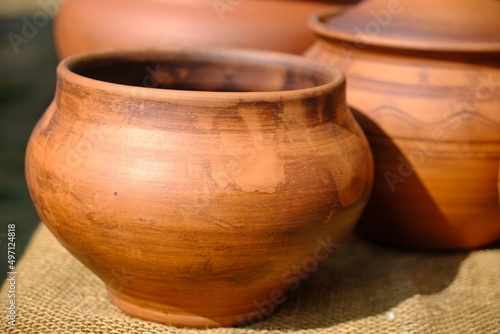 clay handmade kitchenware © Dim