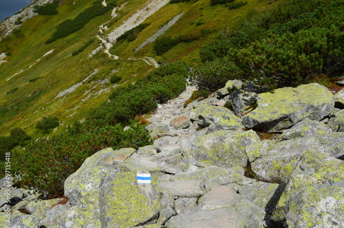 Szlak w Tatrach niebieski, z Doliny Pięciu Stawów Polskich do Morskiego Oka przez Świstówkę