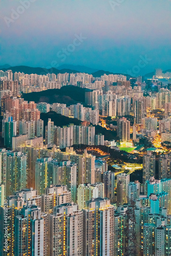 Canvas Print iconic evening scene of cityscape of Hong Kong