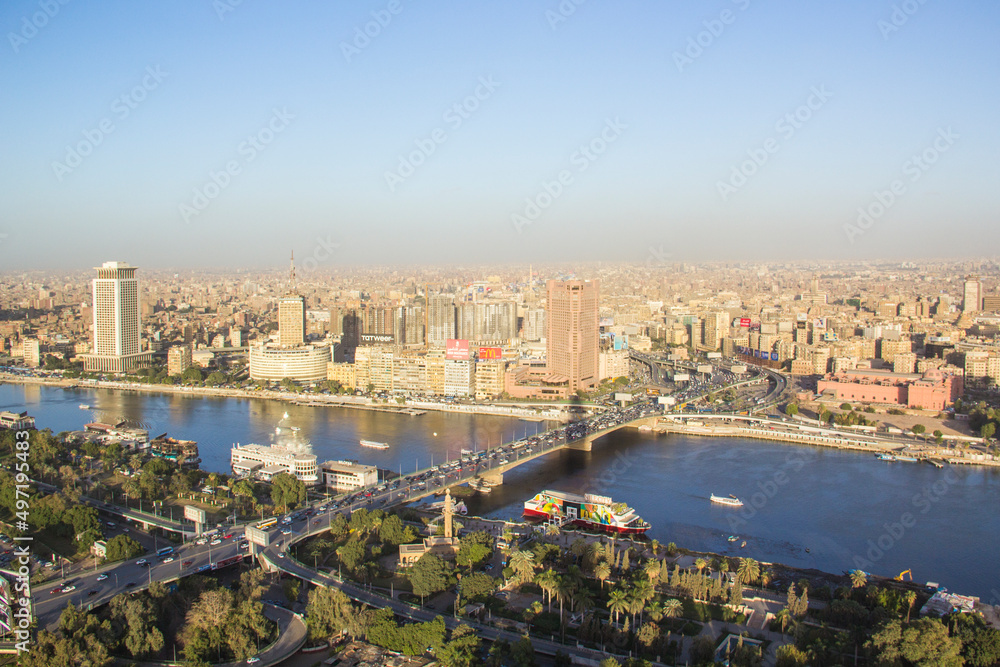Fototapeta premium CAIRO, EGYPT - DECEMBER 29, 2021: Beautiful view of the center of Cairo and Zamalek island from the Cairo Tower in Cairo, Egypt