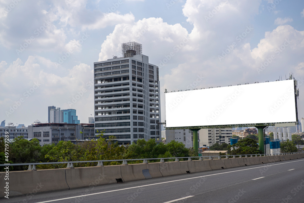 Obraz premium Billboard canvas mockup in city background. beautiful weather