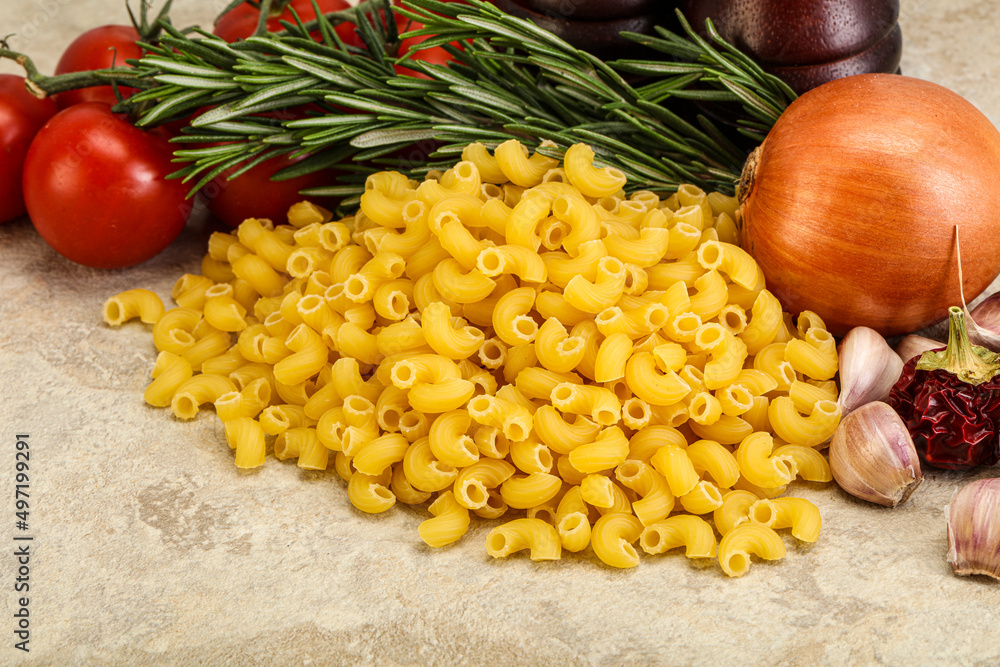 Raw Italian wheat pasta - Chifferi rigati Raw Italian wheat pasta - Chifferi rigati