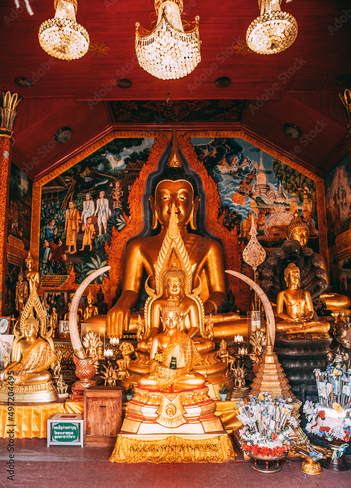 Fototapeta premium Aerial view of Wat Phra That Doi Suthep temple in Chiang Mai, Thailand