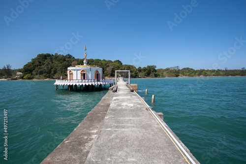 Obraz na płótnie Wat Koh Phayam Temple, Koh Phayam island, Ranong Province, Thailand w salonie
