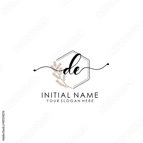DE Luxury initial handwriting logo with flower template, logo for beauty, fashion, wedding, photography