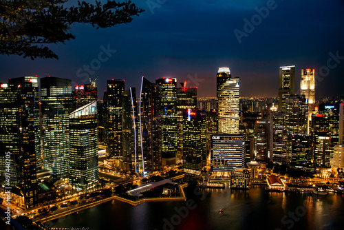 Singapur_by_Night_View_from_Marina_3 © ElifIrem