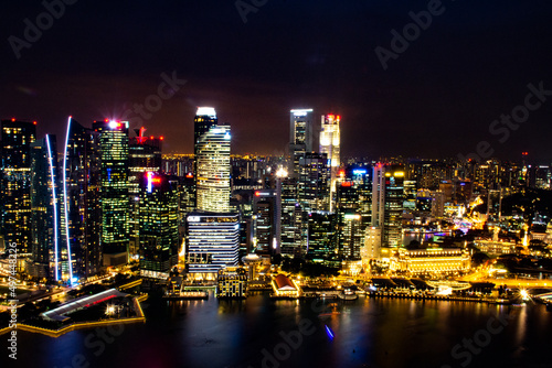 Singapur_by_night_View_from_Marina_2 © ElifIrem