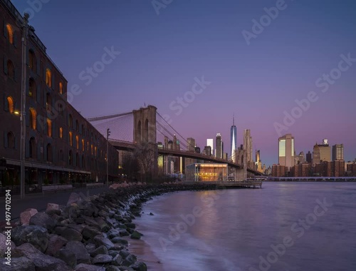 Financial district and Brooklyn bridge night to day timelapse from Dumbo