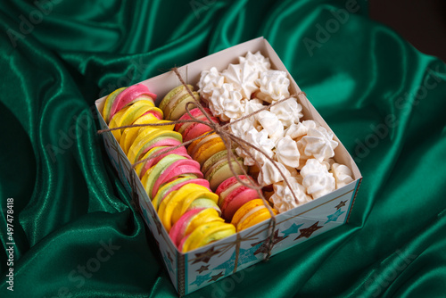 Gift set of macaroni cookies and meringue cakes