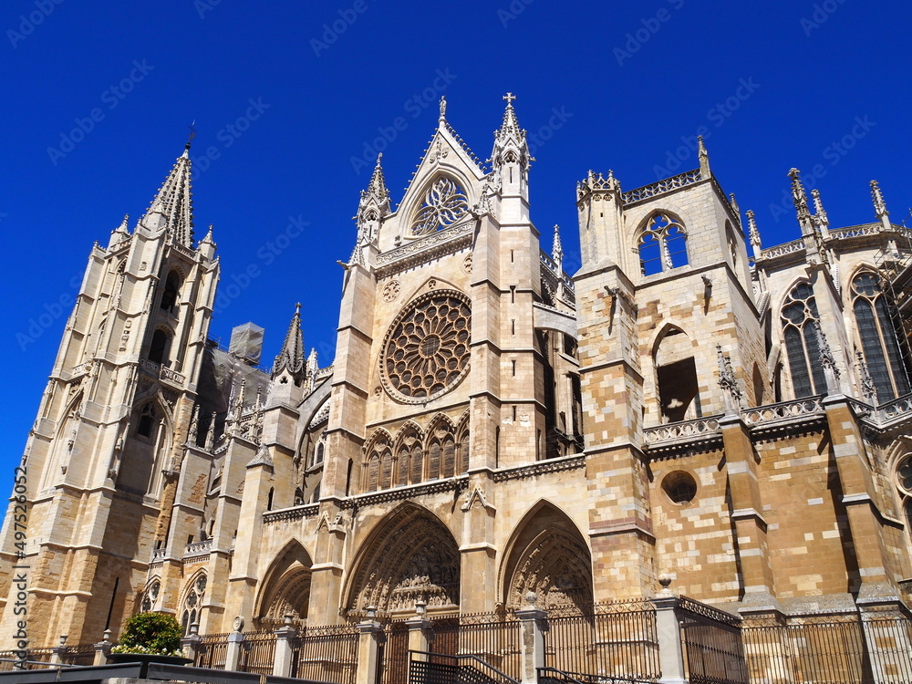 Con su casco antiguo y su bonita catedral, Leon merece mucho la pena. España.