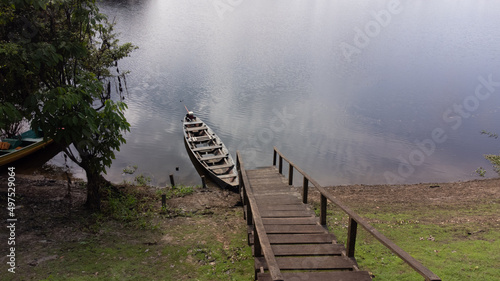 Foto Photo of small boat in the Amazon river