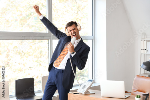 Young businessman with head...