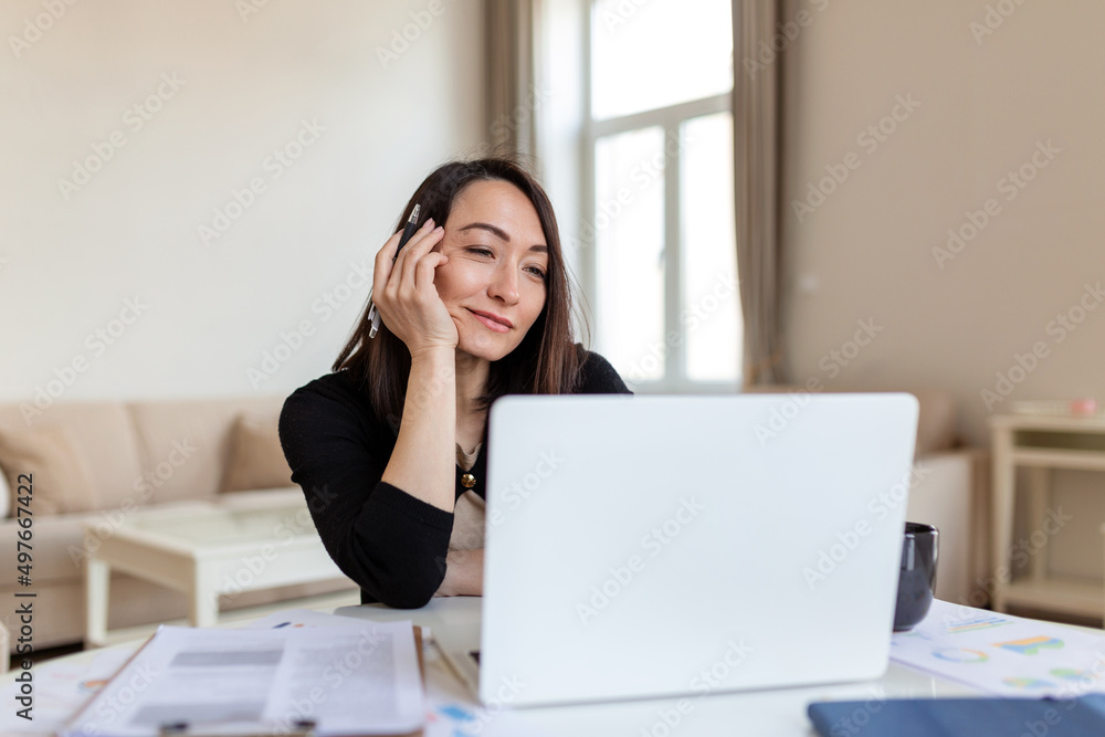 Confused businesswoman annoyed by online problem, spam email or fake internet news looking at laptop, female office worker feeling shocked about stuck computer, bewildered by scam message or virus Confused businesswoman annoyed by online problem, spam email or fake internet news looking at laptop, female office worker feeling shocked about stuck computer, bewildered by scam message or virus