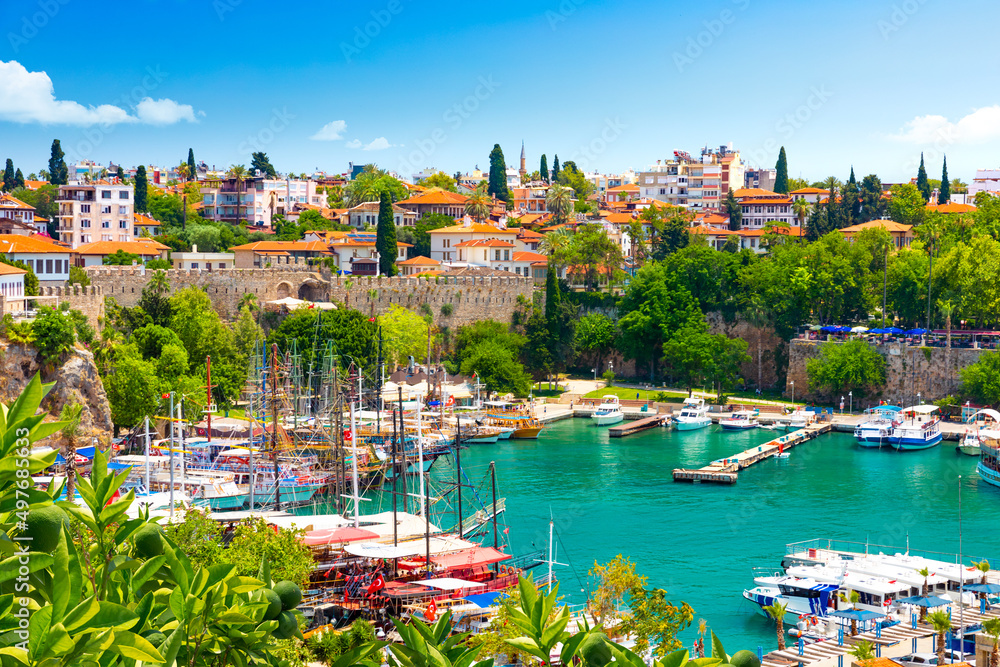 Obraz premium Panoramic view of harbor in Antalya Kaleici Old Town. Antalya, Turkey