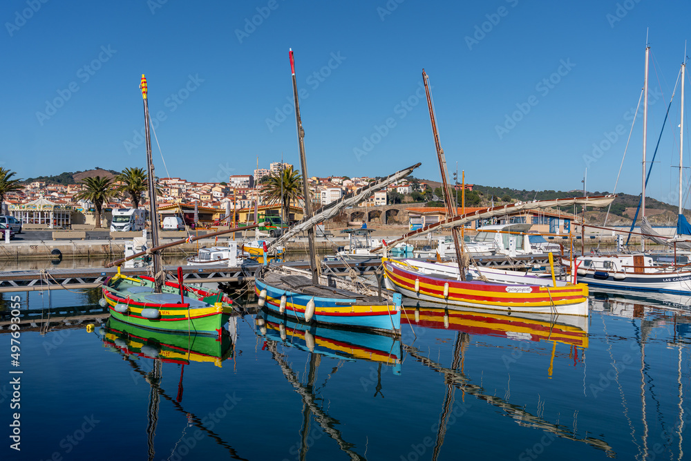 Traditional Catalan fishing boats in the port of Banyuls-sur-Mer in southern France - obrazy, fototapety, plakaty 