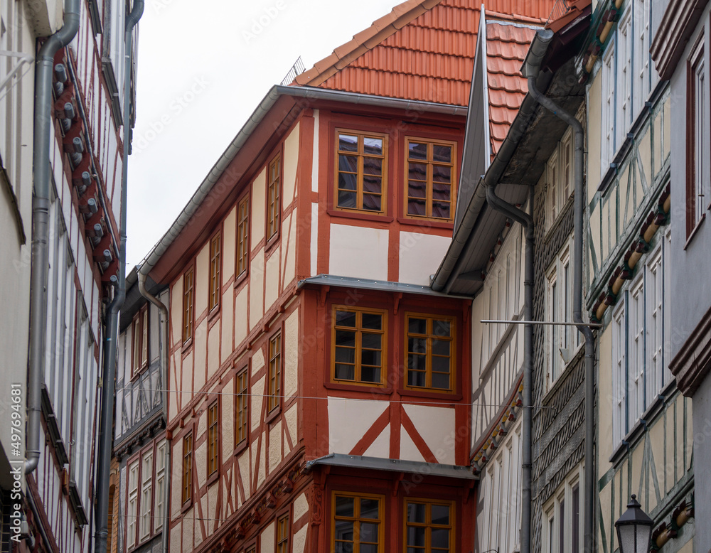 Straße mit alten Fachwerkhäusern in der Stadt Eschwege Straße mit alten Fachwerkhäusern in der Stadt Eschwege