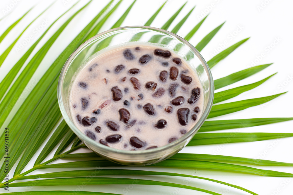 Black bean in sweet coconut milk Black bean in sweet coconut milk