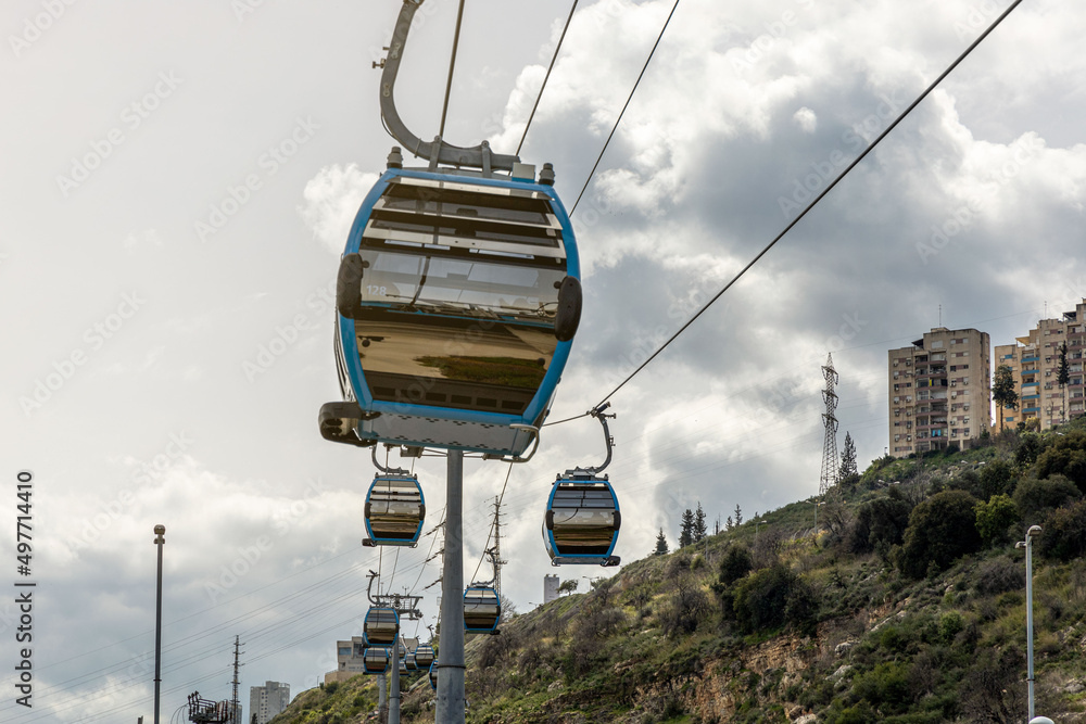 Haifa Fonicular, Cableway, green transportation. Haifa Fonicular, Cableway, green transportation.