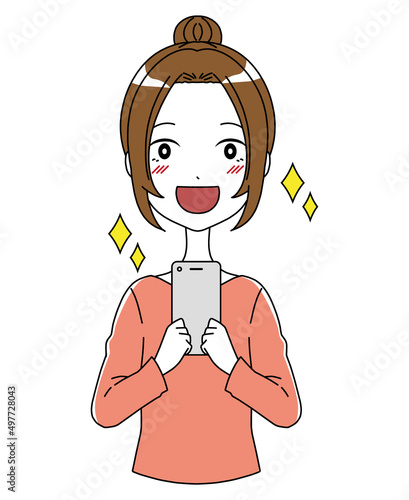 スマホを持った目を輝かせている女性のイラスト